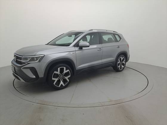 VOLKSWAGEN TAOS 1.4 250 TSI TOTAL FLEX HIGHLINE AUTOMÁTICO